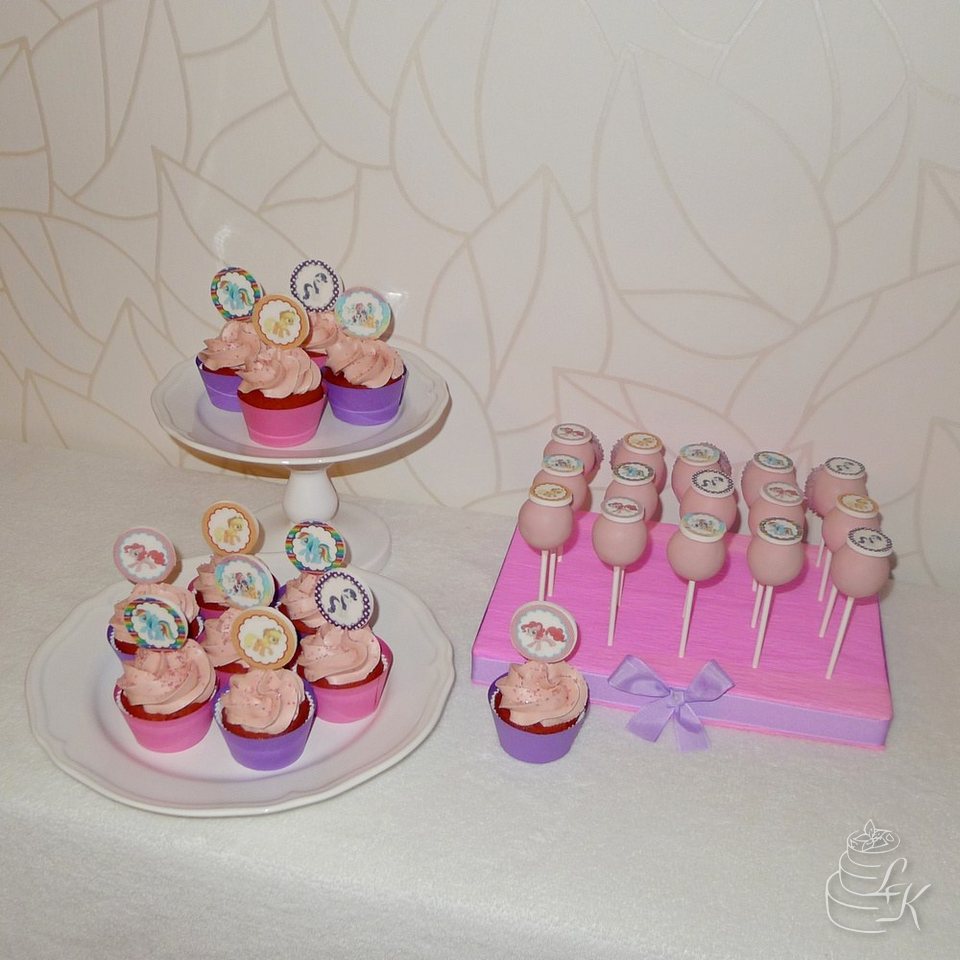 Little pony set