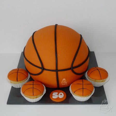 Basketbalový míč